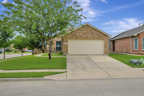 2152 Charmion Lane Fort Worth TX 76131