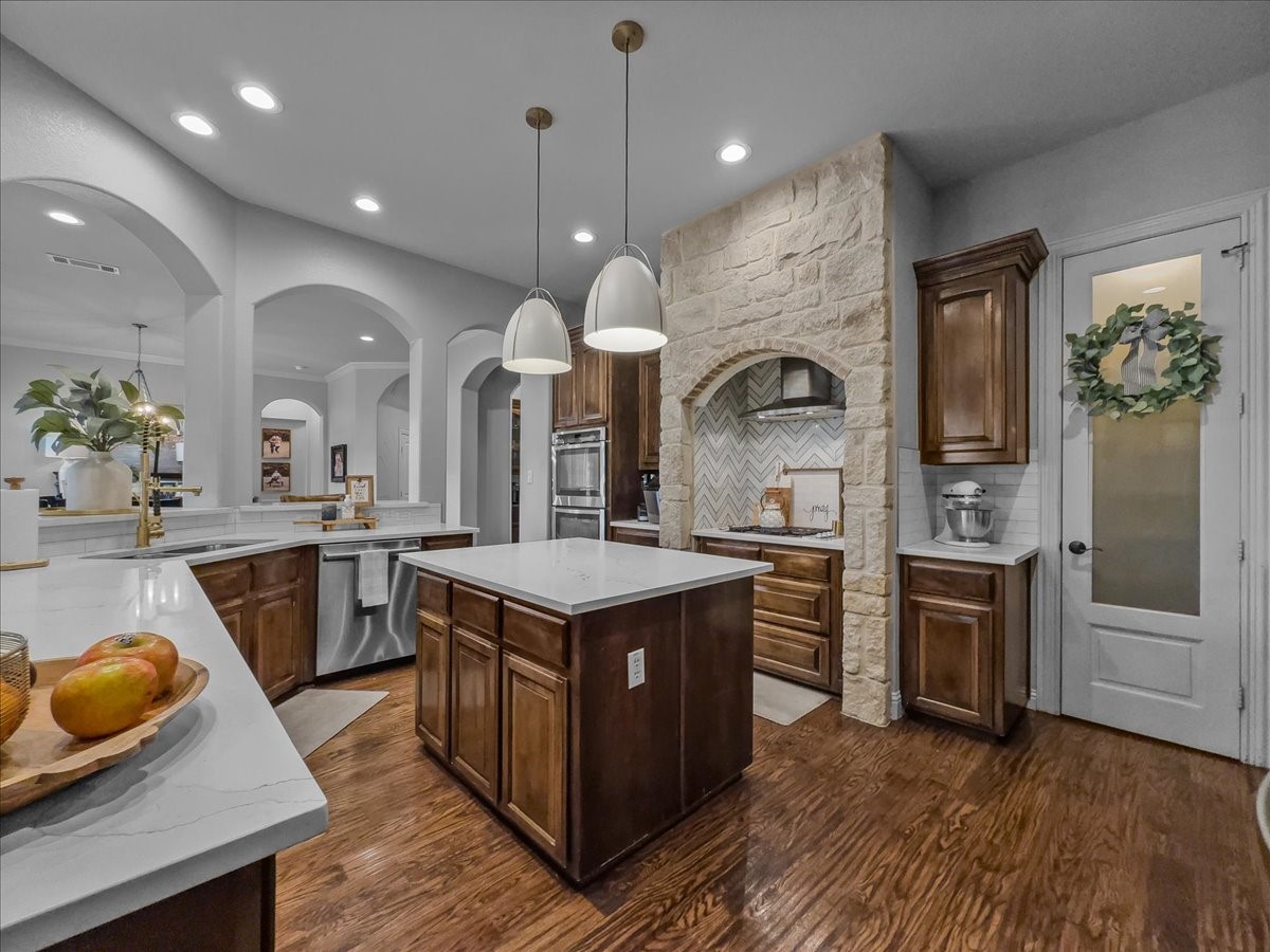 1400 Eleanor Rigby Lane Mansfield TX 76063