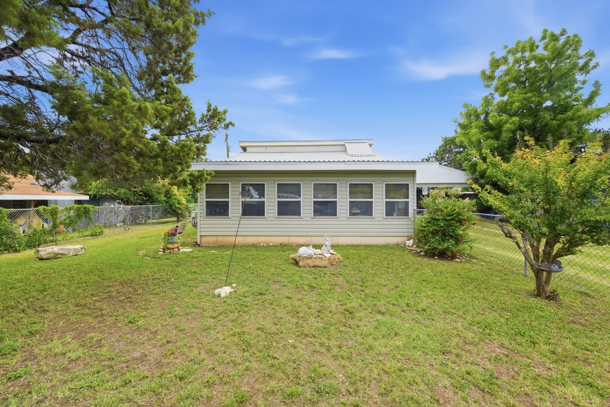 106 Tammi Run Lane Whitney TX 76692