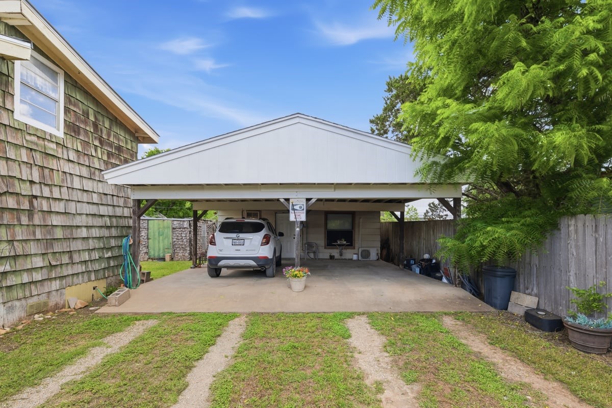 106 Tammi Run Lane Whitney TX 76692