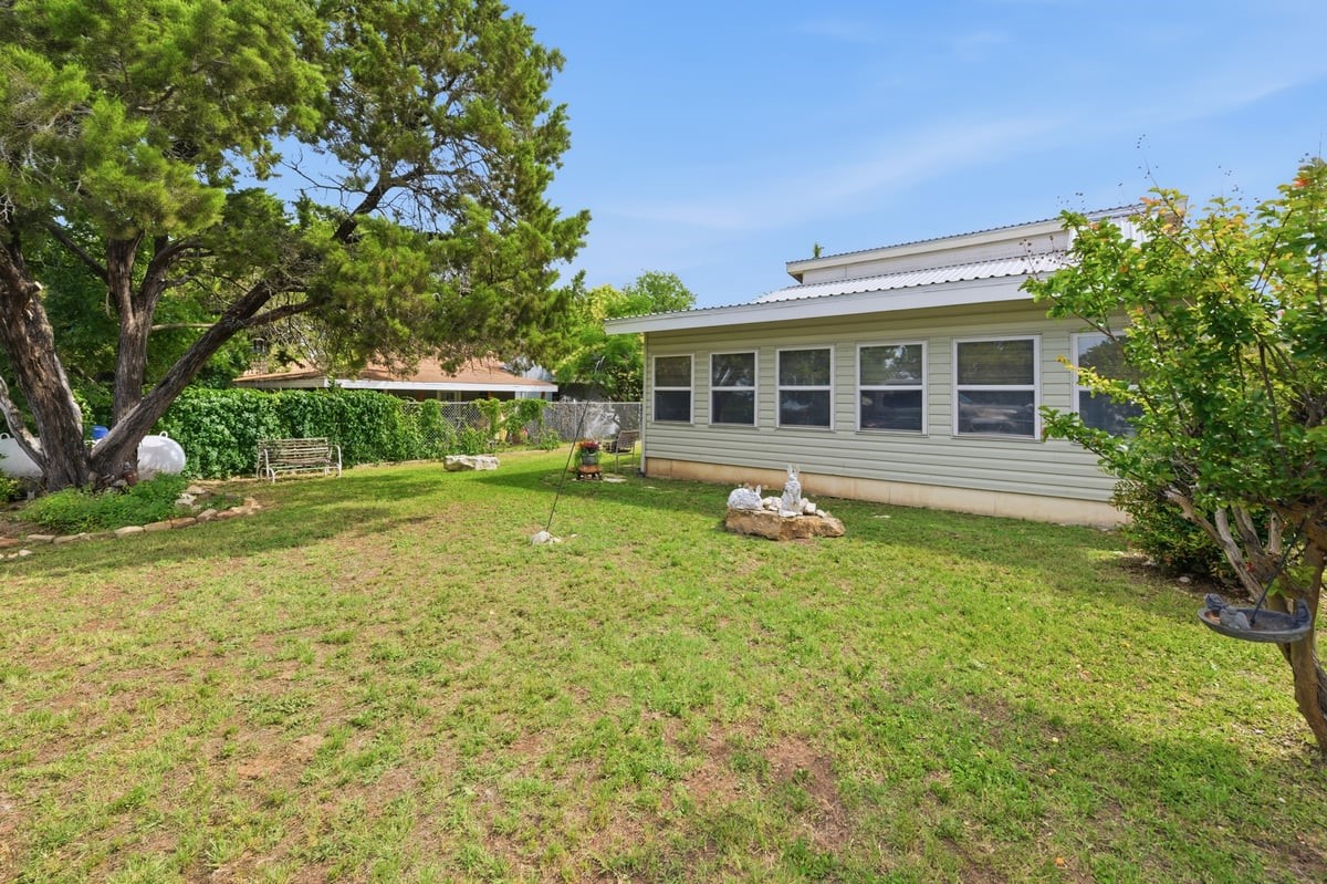 106 Tammi Run Lane Whitney TX 76692