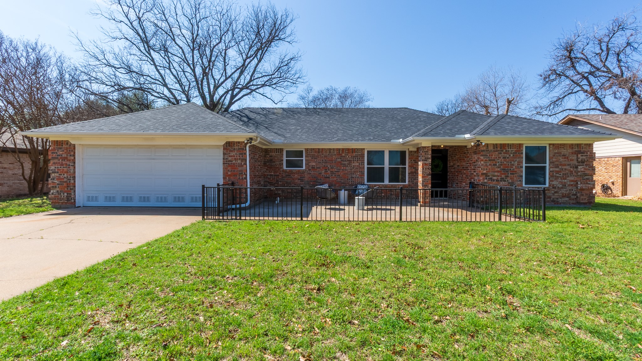 904 Meadowlark Lane Granbury TX 76048