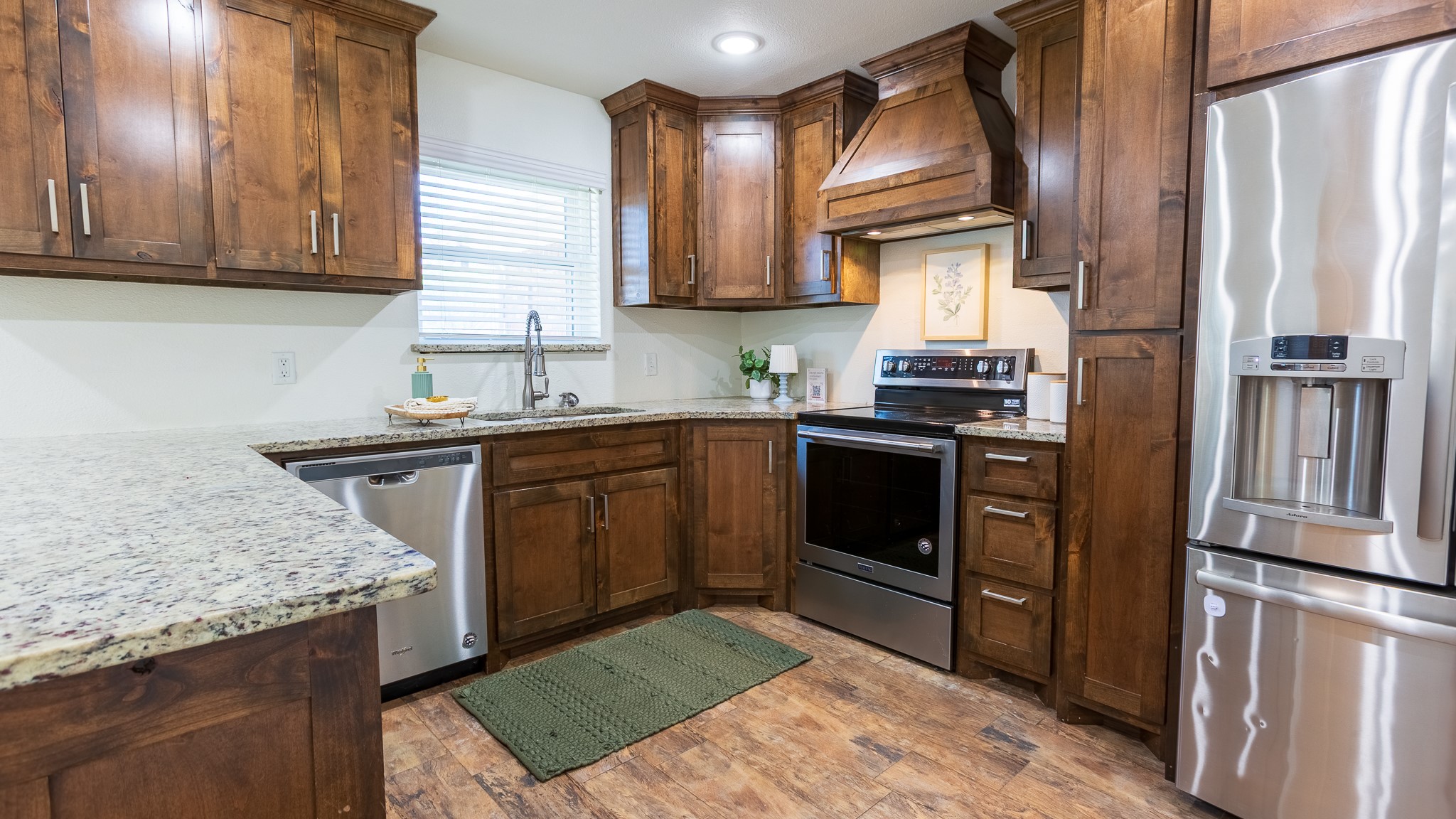 904 Meadowlark Lane Granbury TX 76048