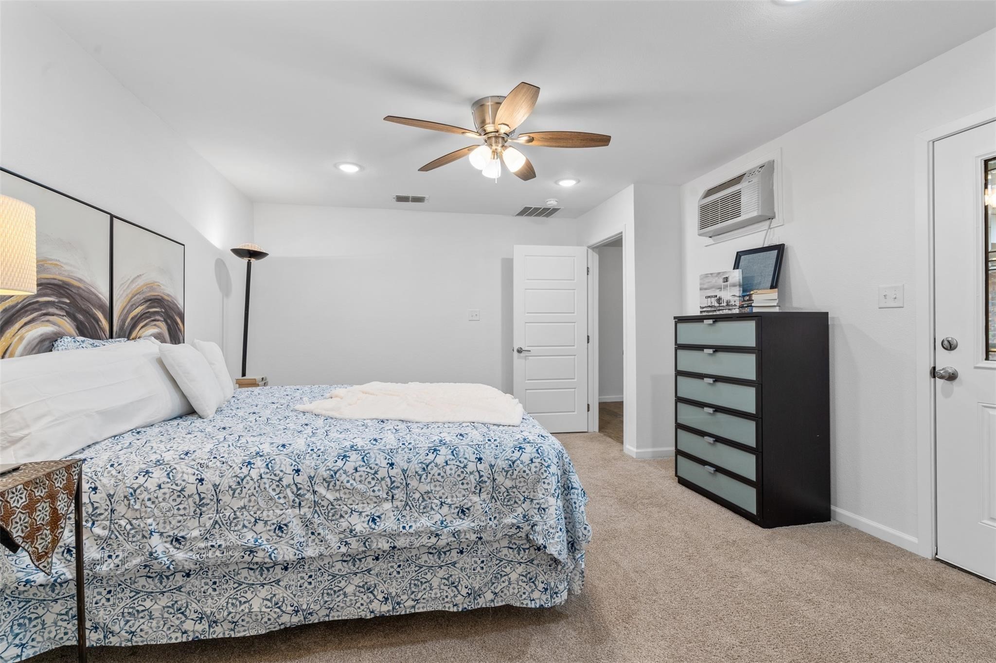 904 Meadowlark Lane Granbury TX 76048