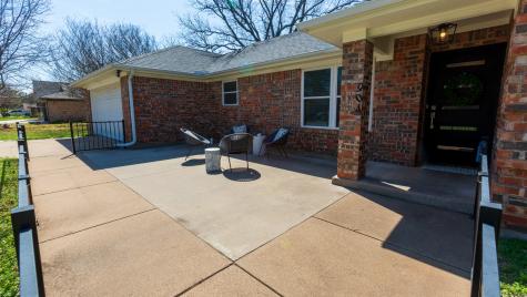 904 Meadowlark Lane Granbury TX 76048