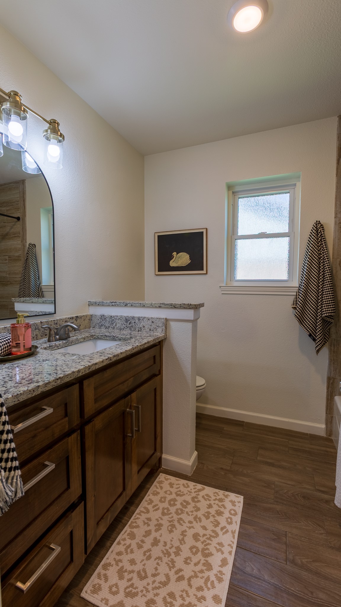 904 Meadowlark Lane Granbury TX 76048