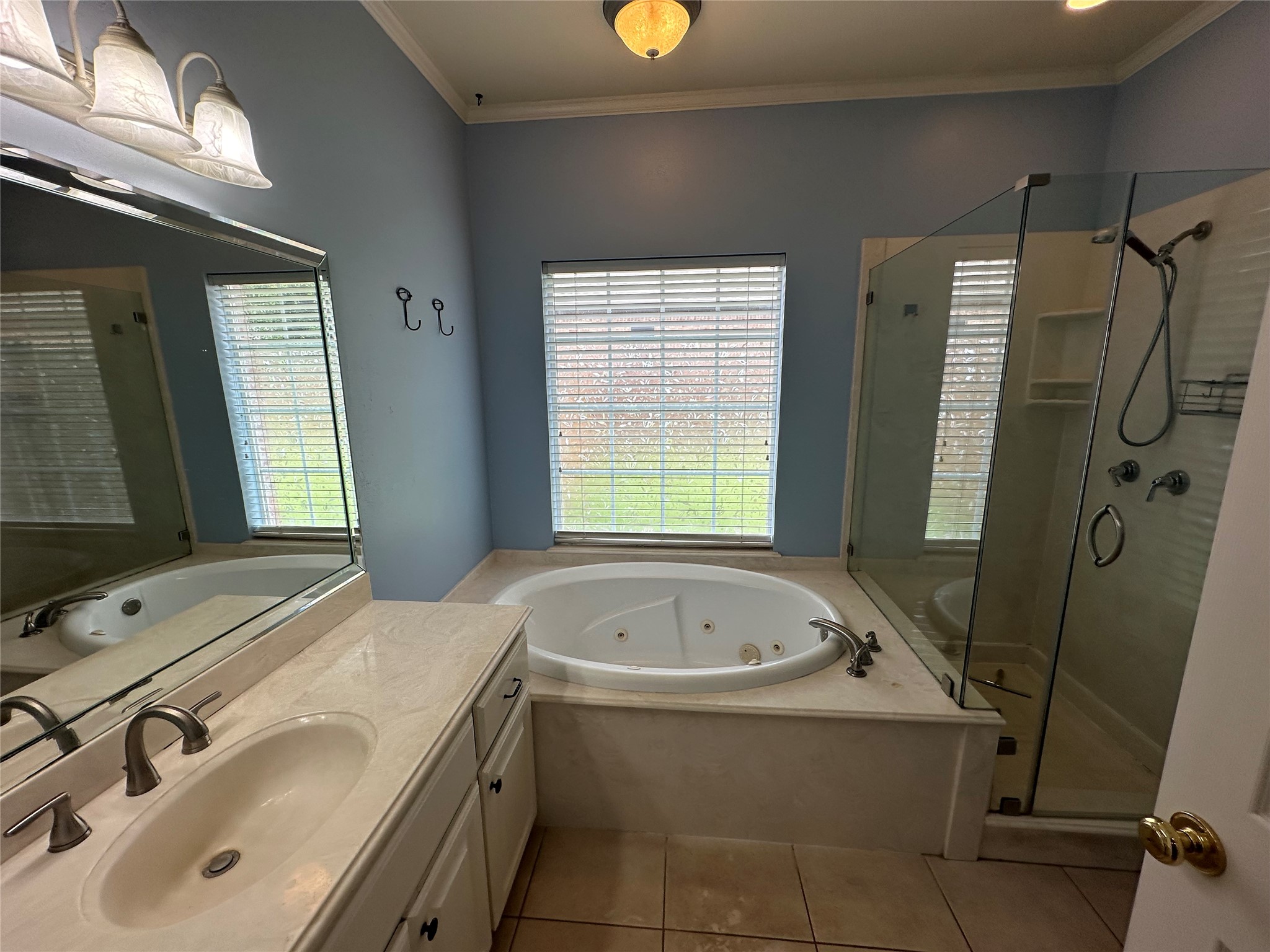 709 Clay Lane Sherman TX 75092