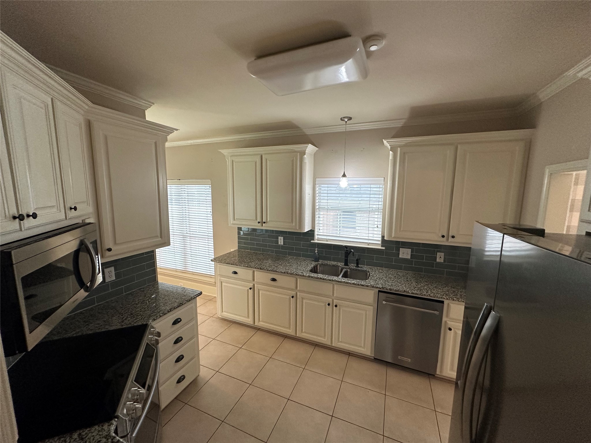 709 Clay Lane Sherman TX 75092