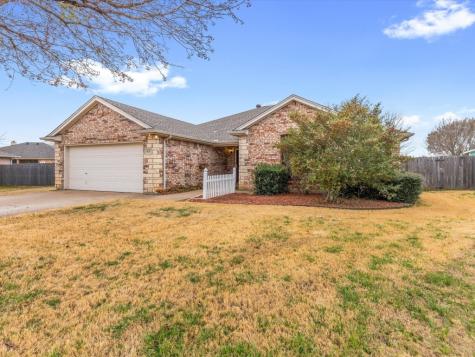 820 Wandering Court Granbury TX 76049