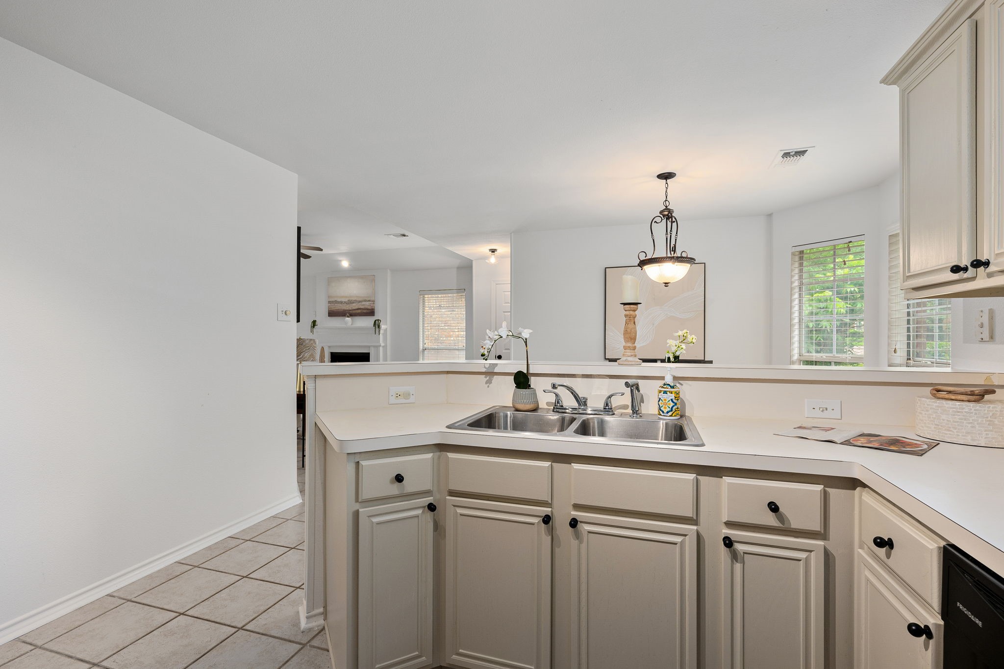 752 Monique Cedar Hill TX 75104