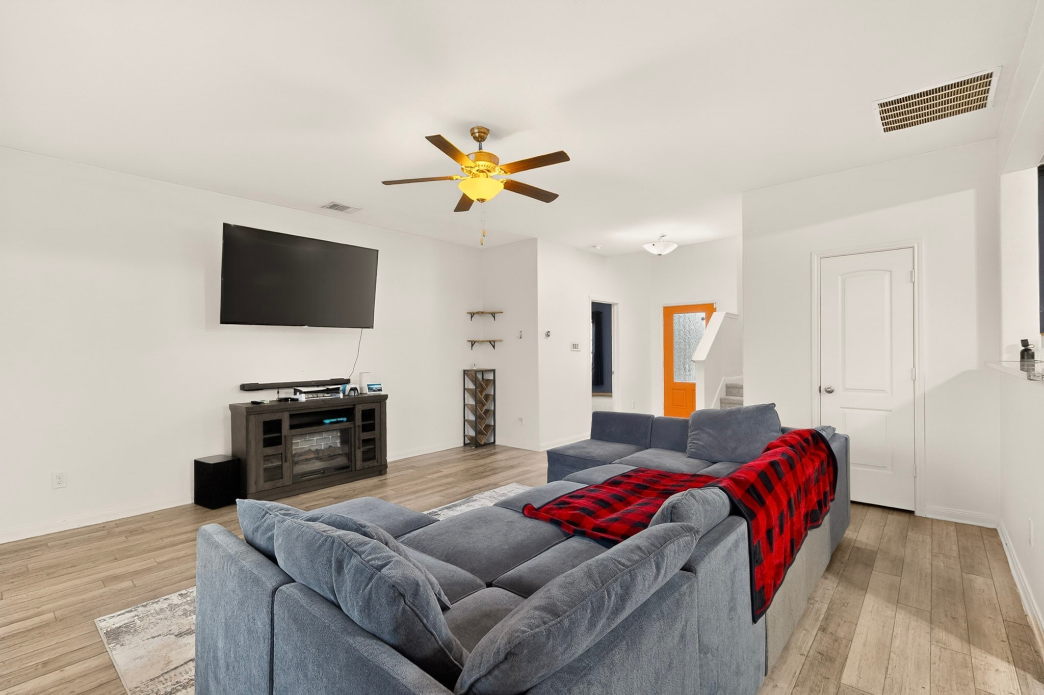 1543 Mackinac Drive Crowley TX 76036
