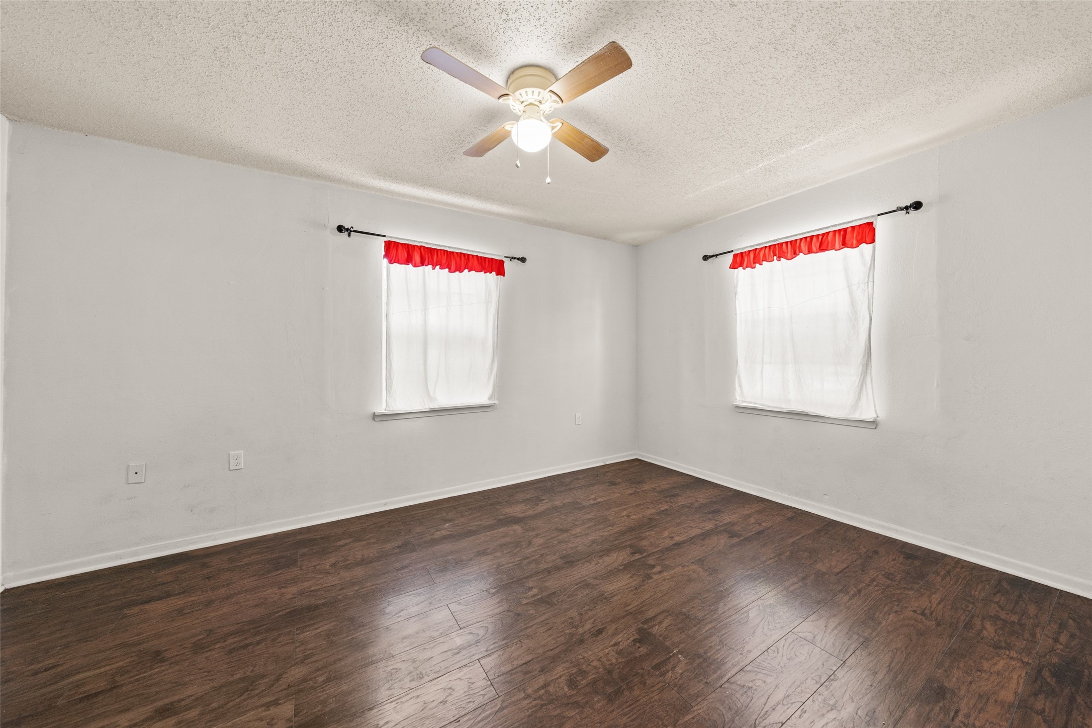 3524 Live Oak Avenue Waco TX 76708