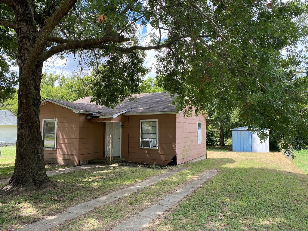 1111 S Taylor Street Gainesville TX 76240