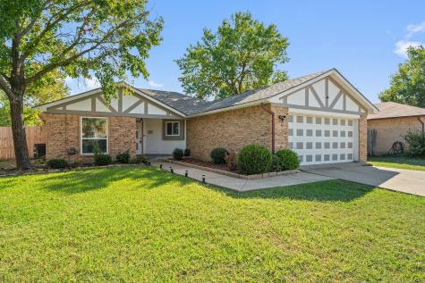 2541 Seven Hills Drive Grand Prairie TX 75052