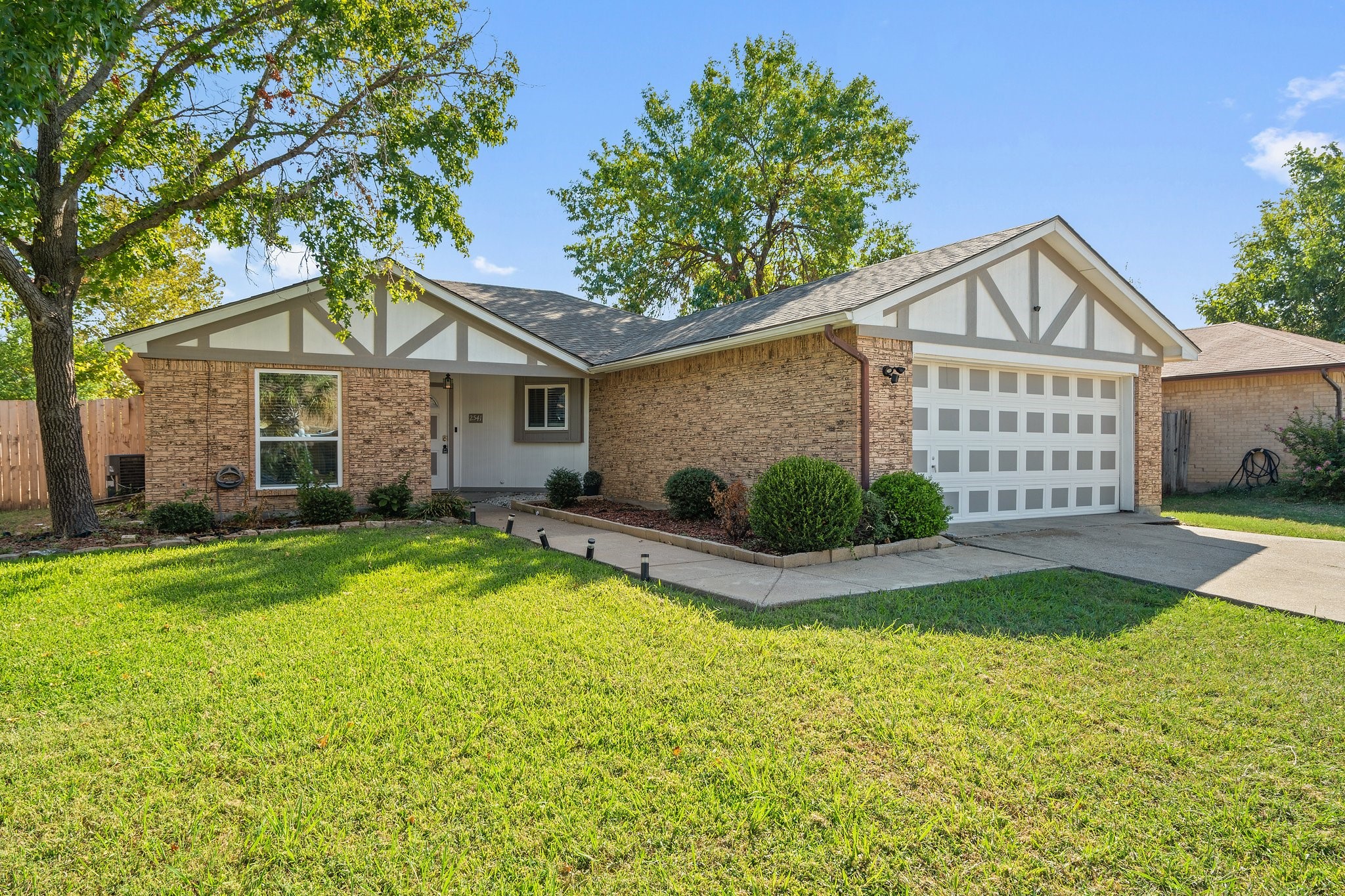 2541 Seven Hills Drive Grand Prairie TX 75052