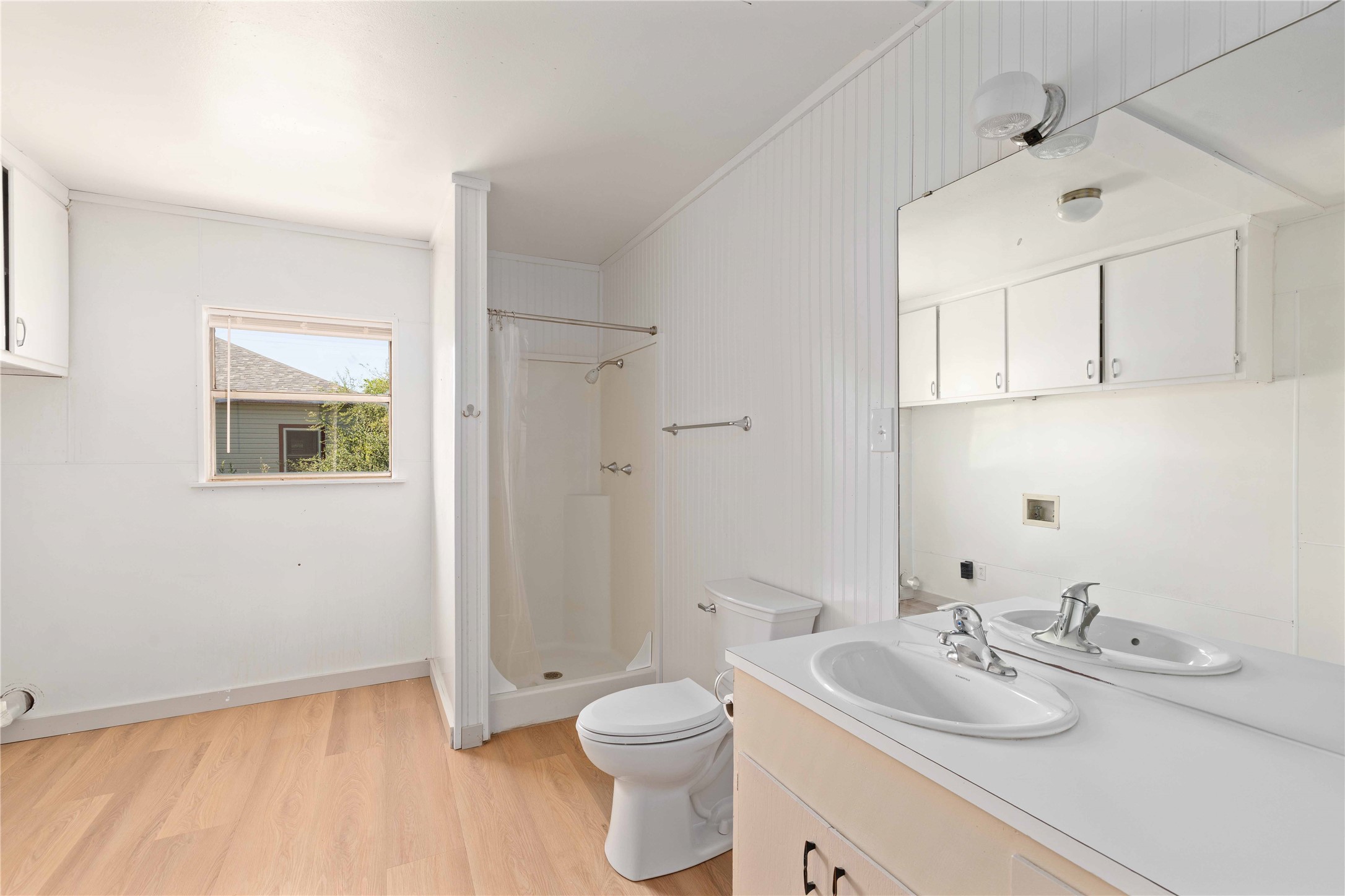 309 S 6th Street Bangs TX 76823