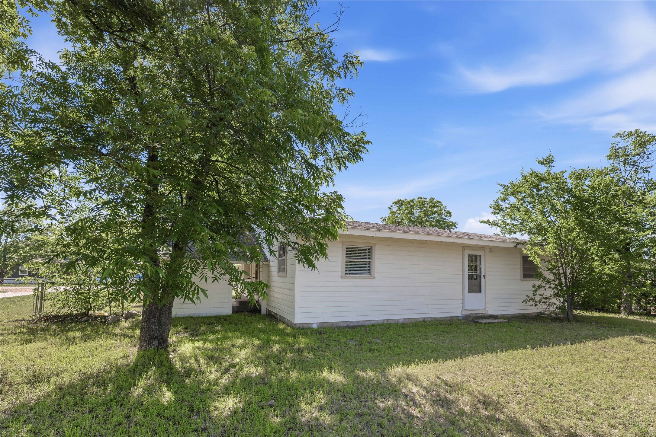 309 S 6th Street Bangs TX 76823