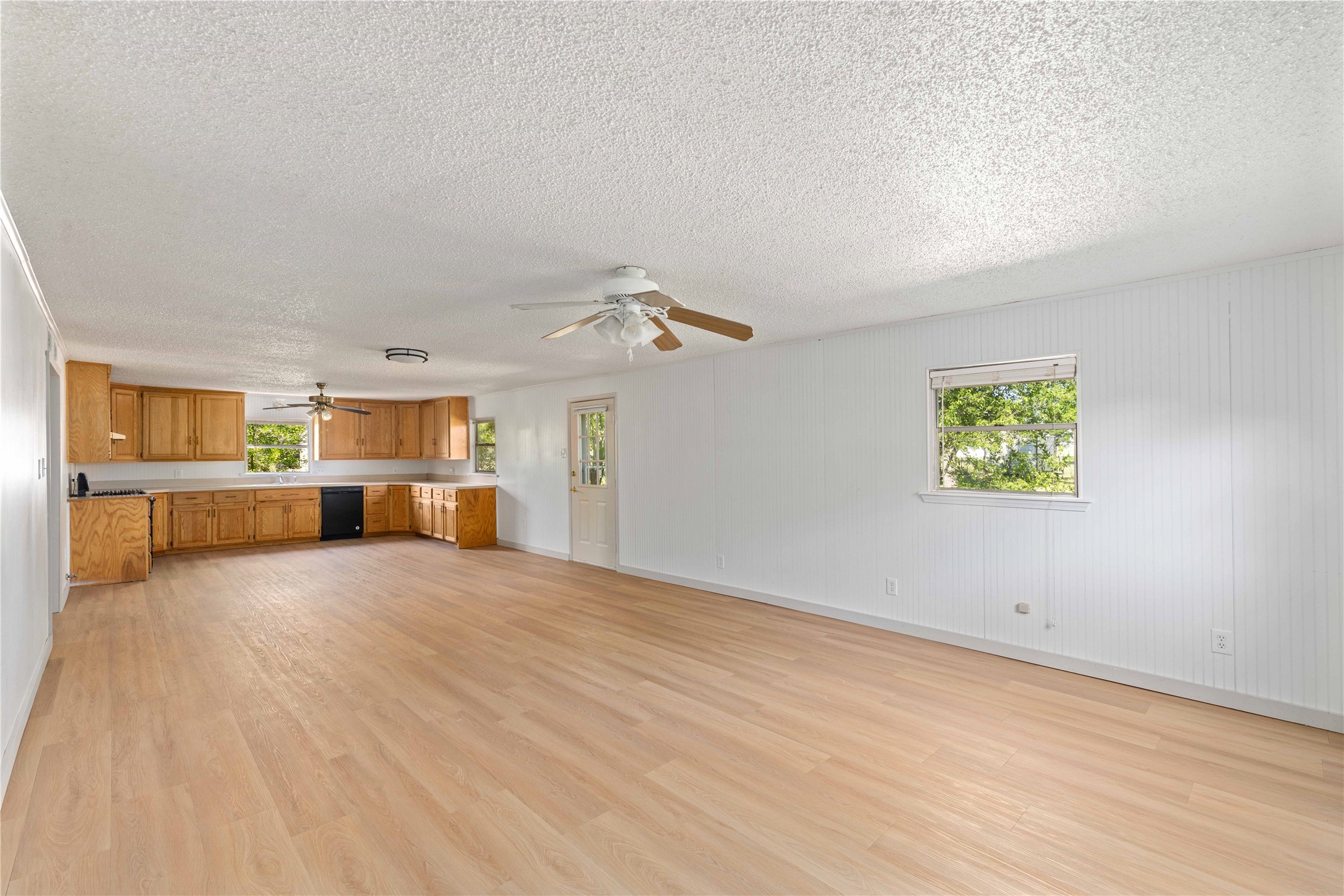 309 S 6th Street Bangs TX 76823