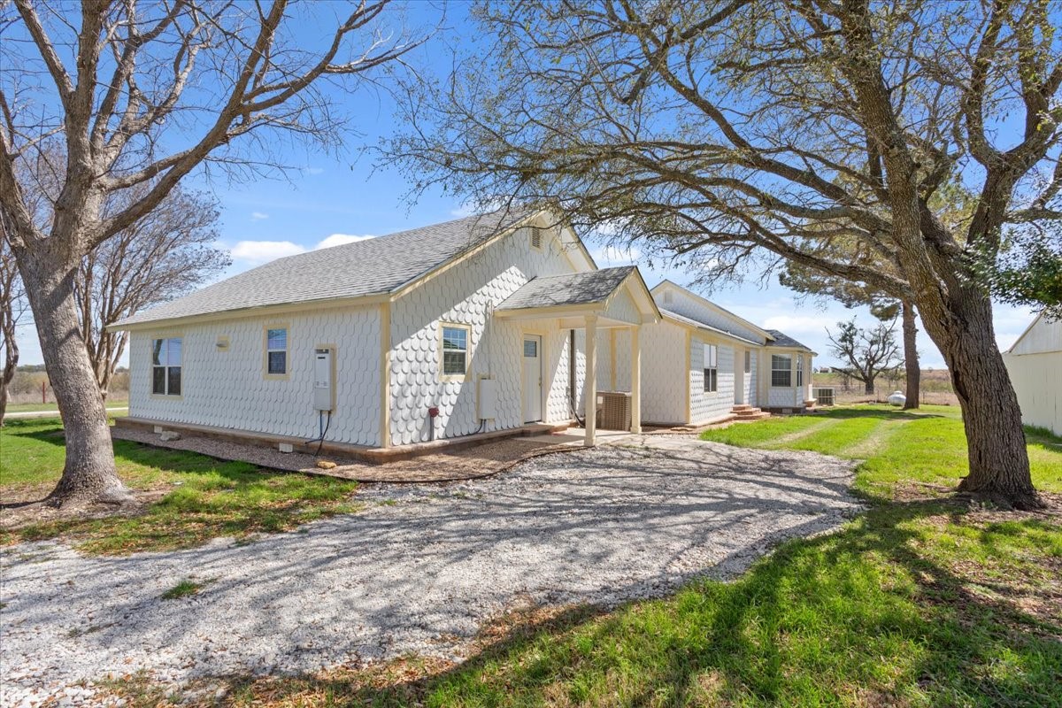 596 County Road 3425 Clifton TX 76634