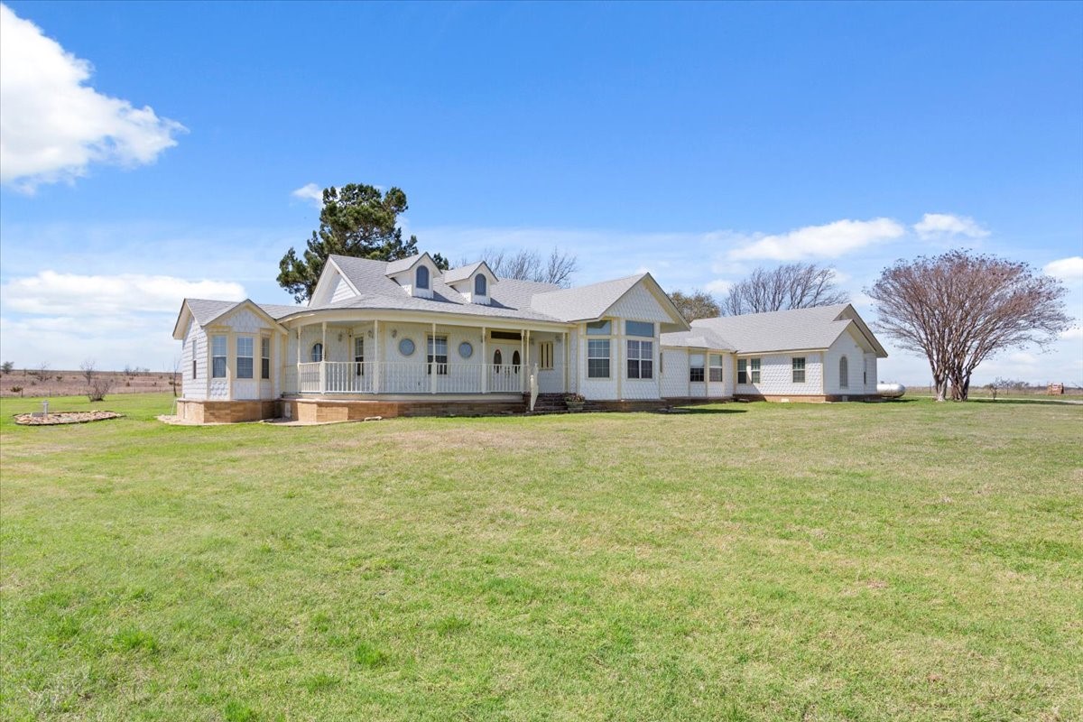 596 County Road 3425 Clifton TX 76634
