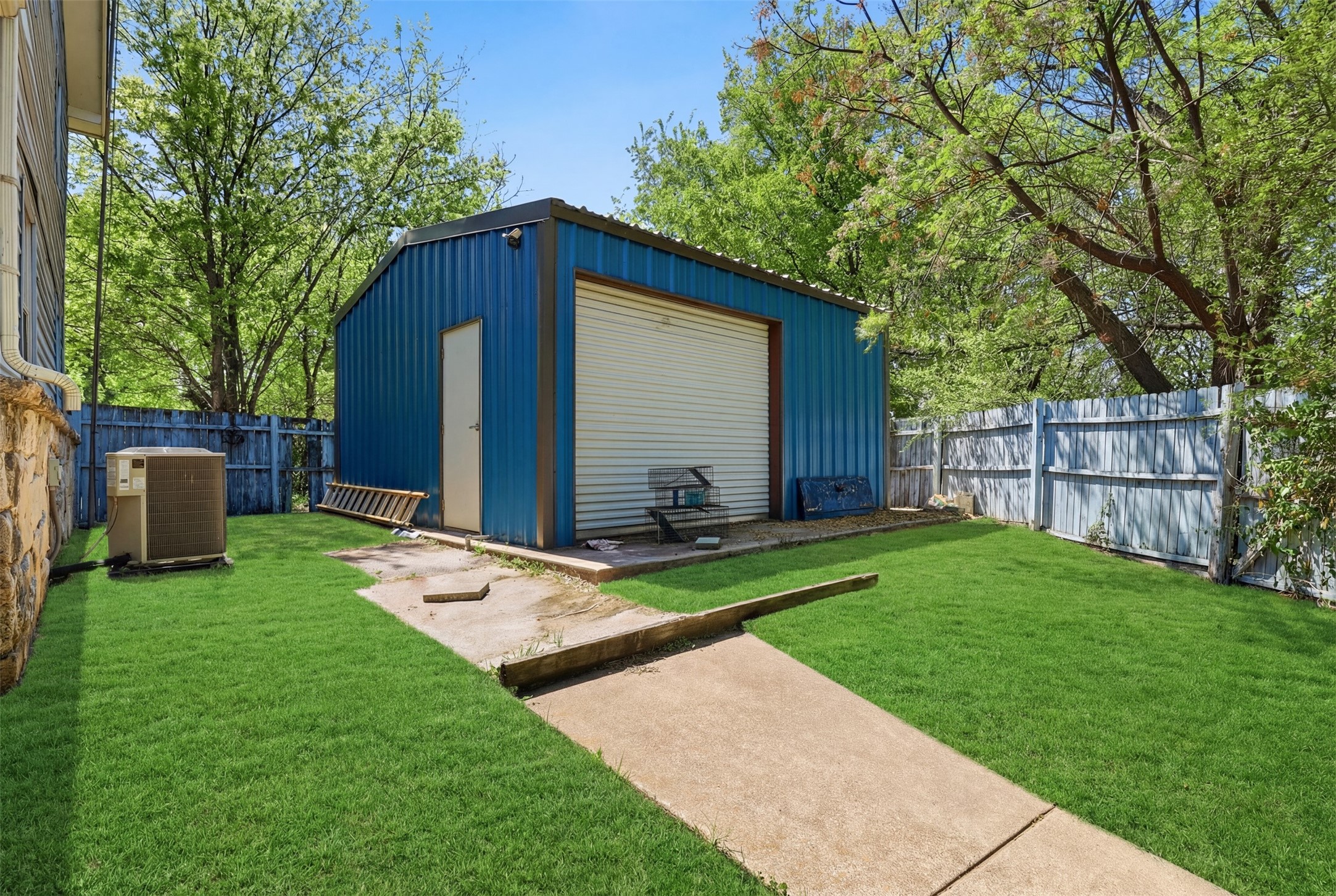 500 W Rucker Street Granbury TX 76048