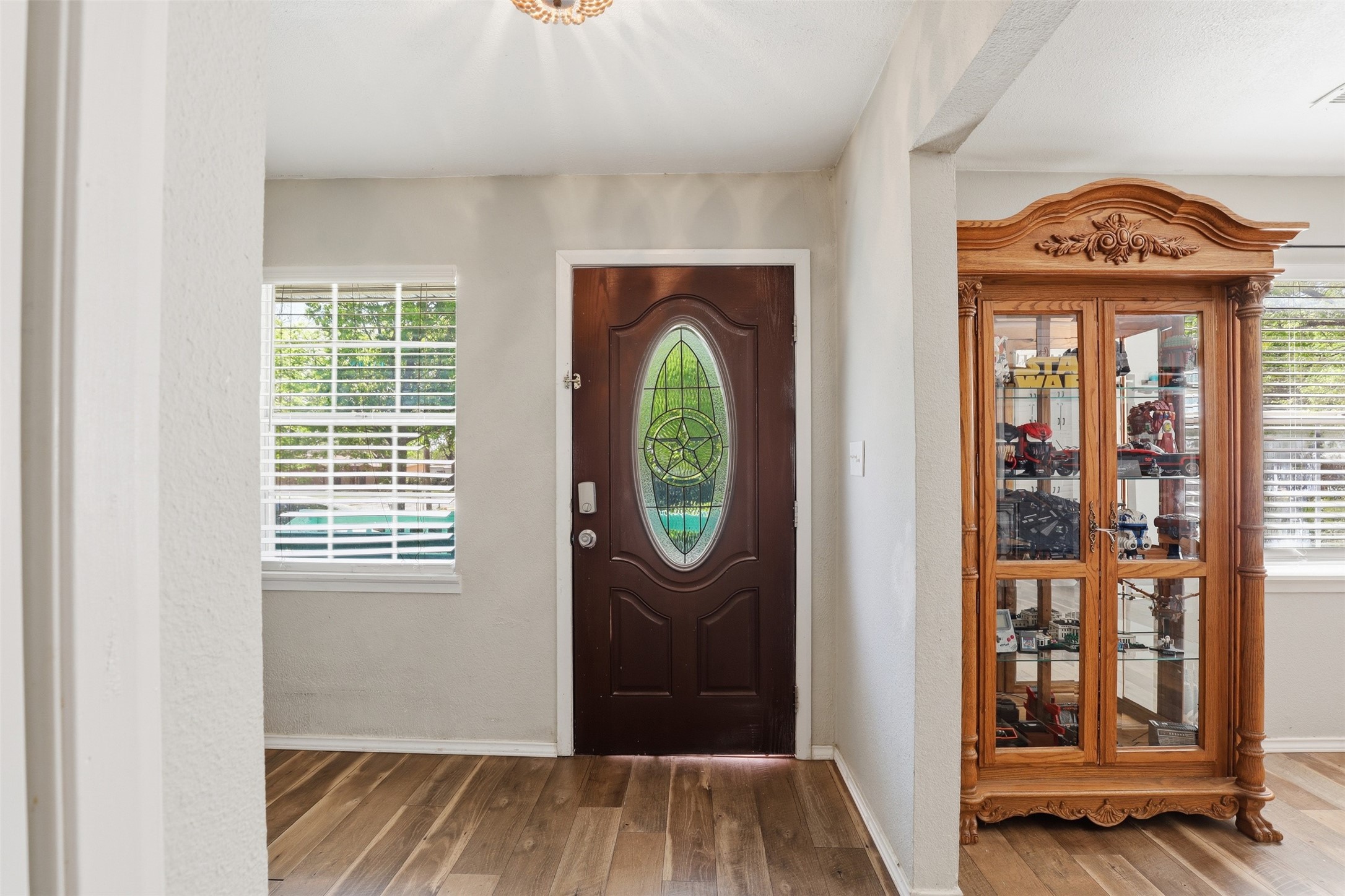 500 W Rucker Street Granbury TX 76048
