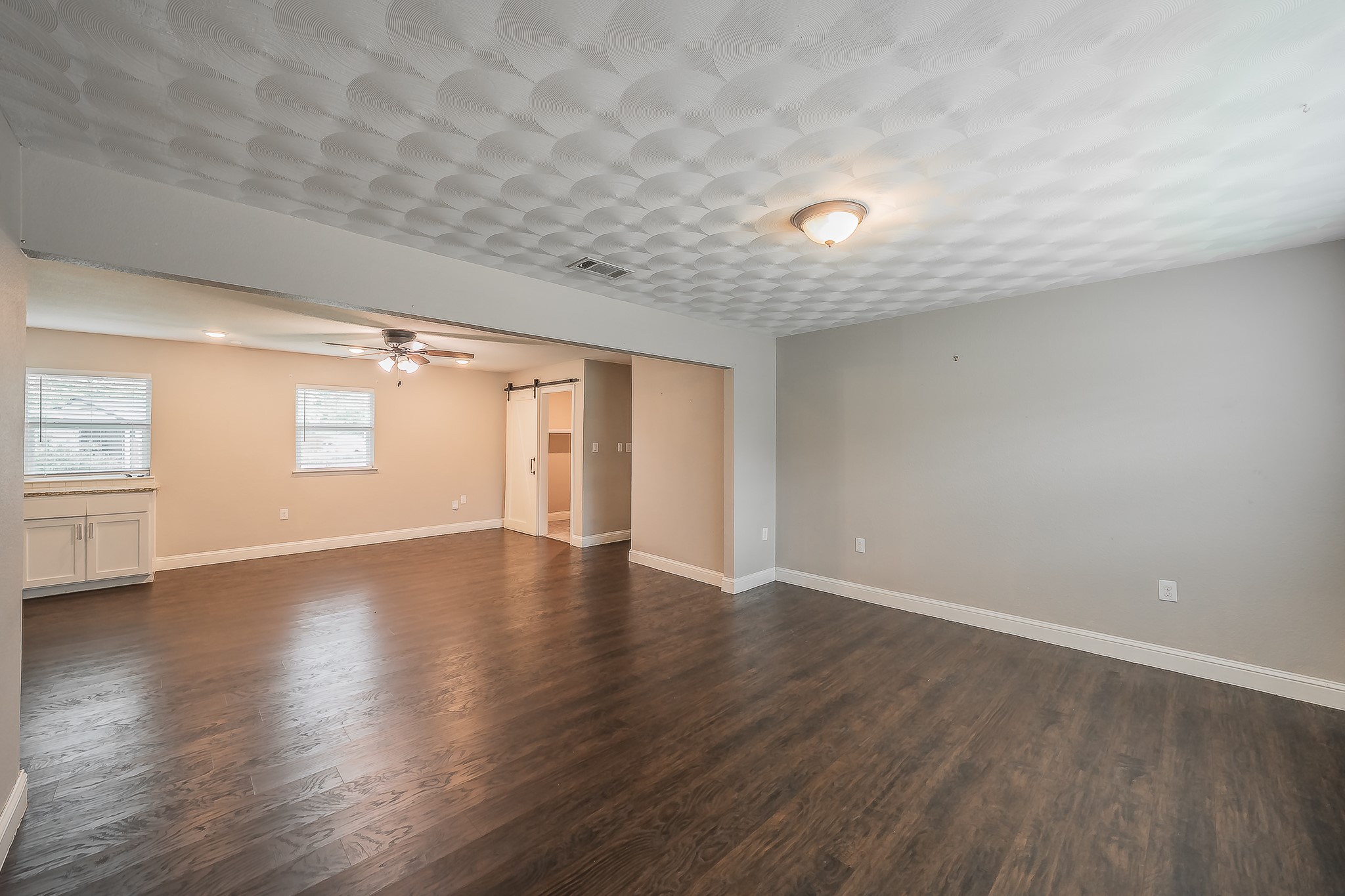 2322 Monteleon Street Grand Prairie TX 75051