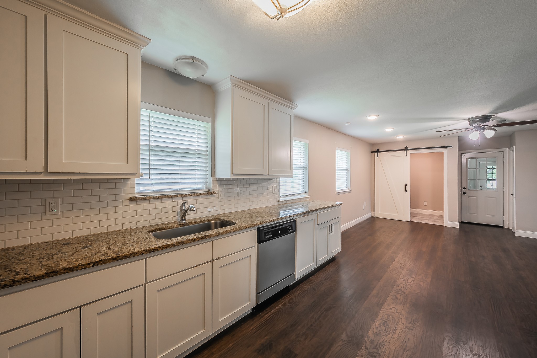 2322 Monteleon Street Grand Prairie TX 75051