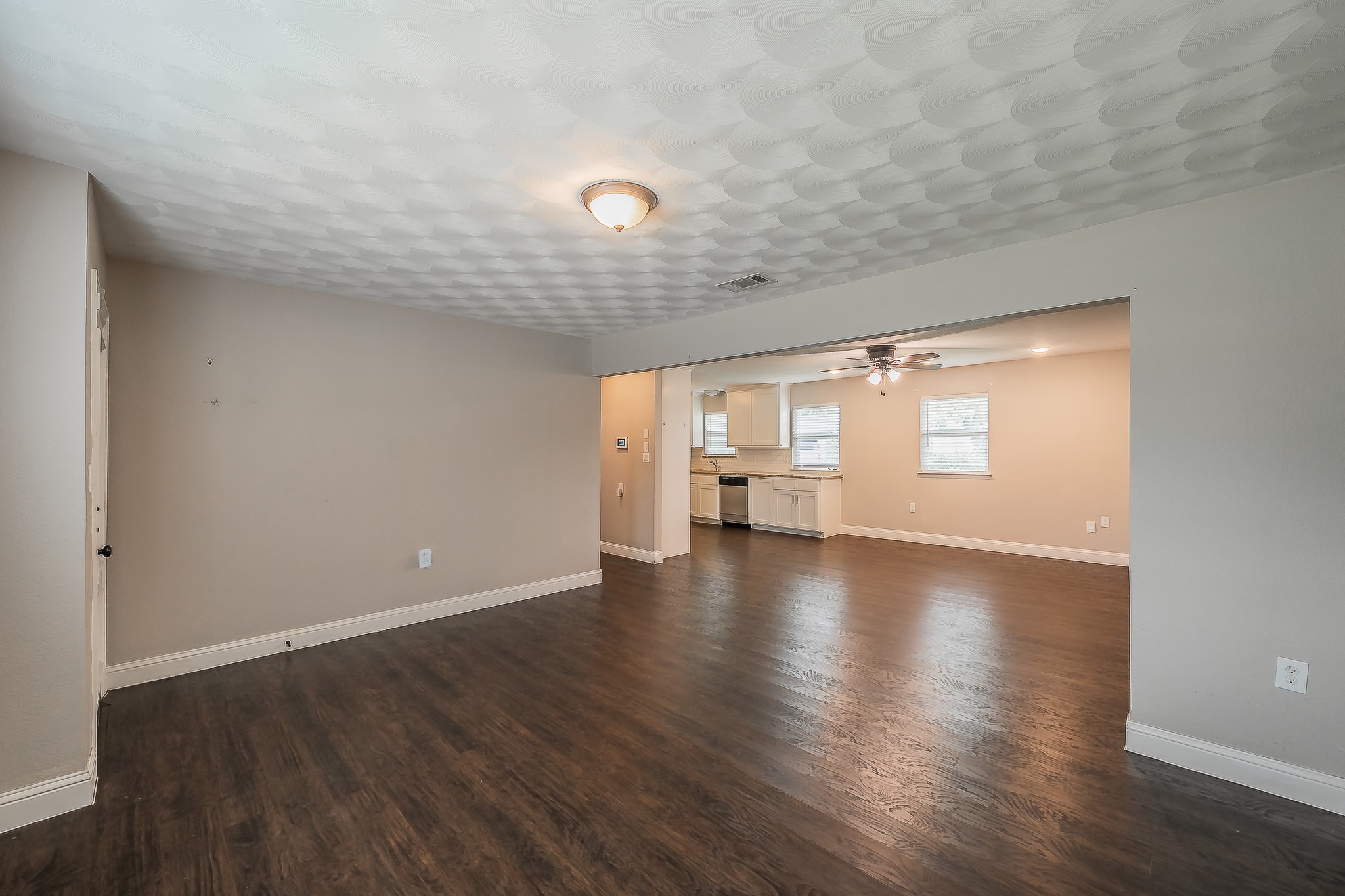 2322 Monteleon Street Grand Prairie TX 75051