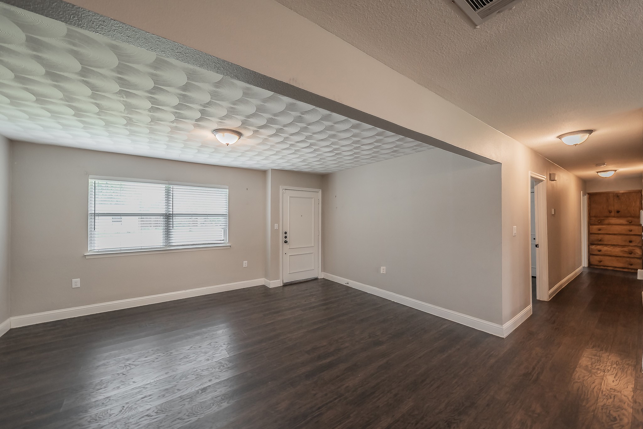 2322 Monteleon Street Grand Prairie TX 75051
