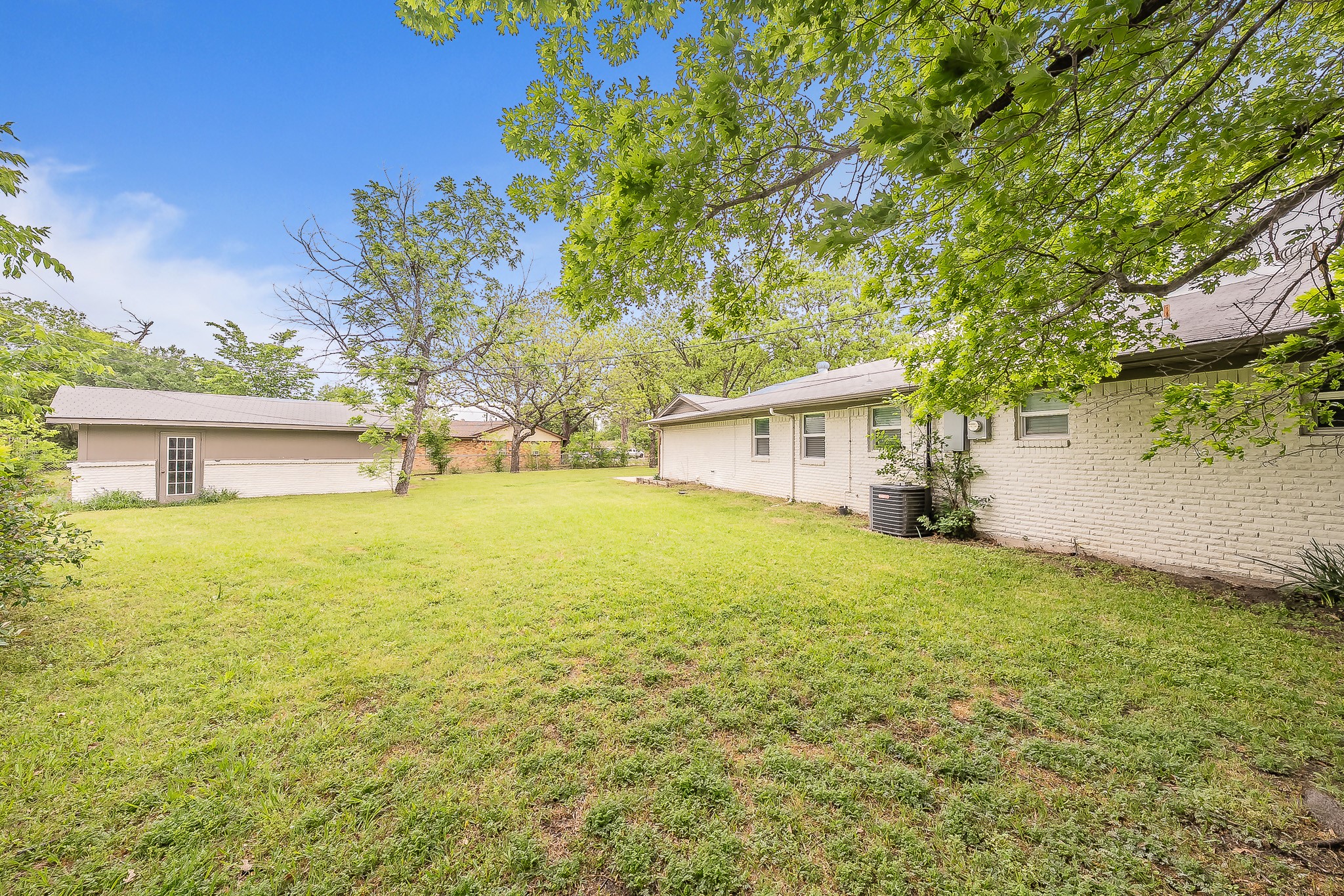 2322 Monteleon Street Grand Prairie TX 75051