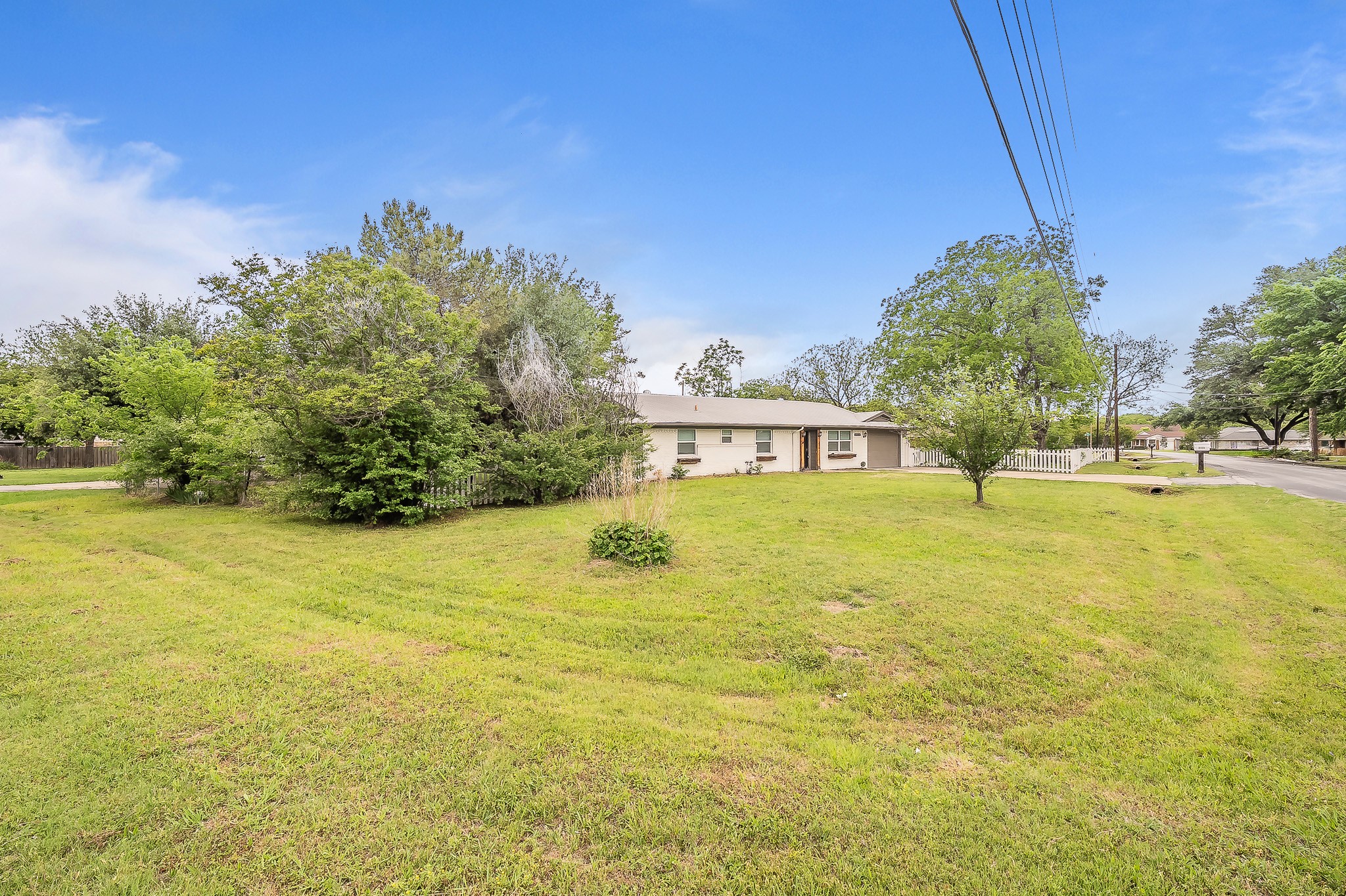 2322 Monteleon Street Grand Prairie TX 75051