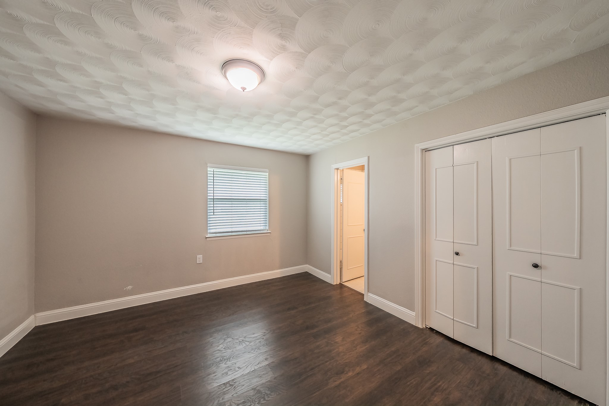 2322 Monteleon Street Grand Prairie TX 75051