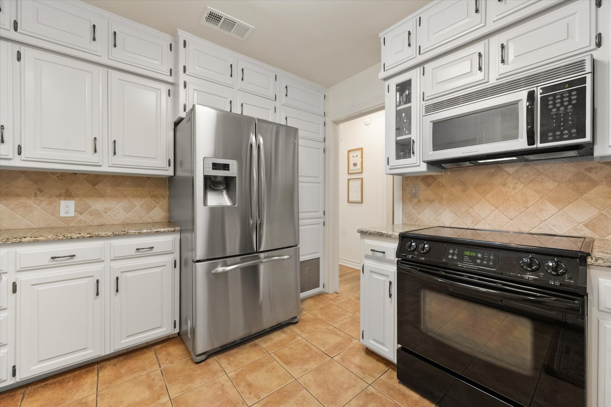 4313 Locke Avenue Fort Worth TX 76107