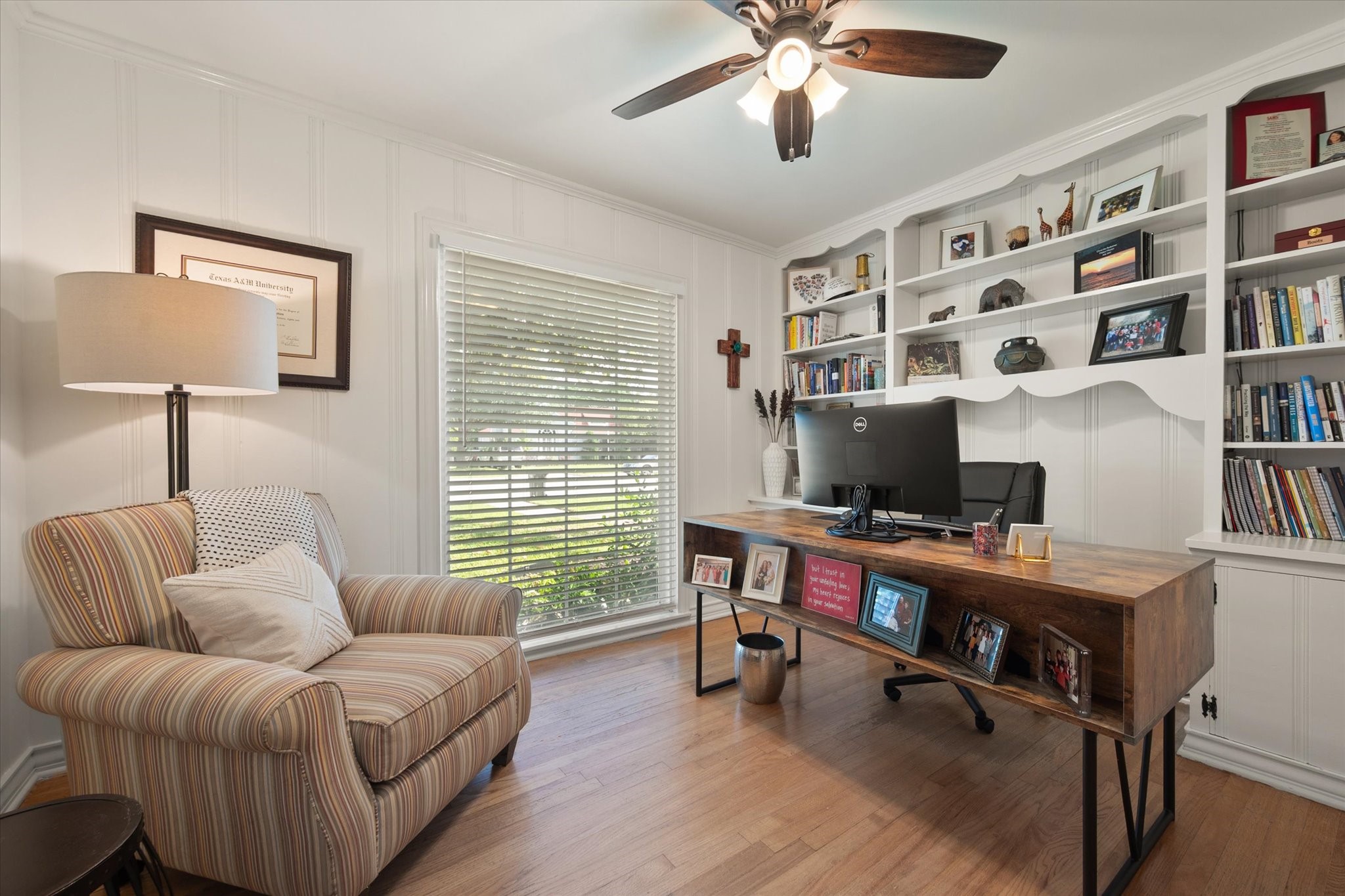 4313 Locke Avenue Fort Worth TX 76107
