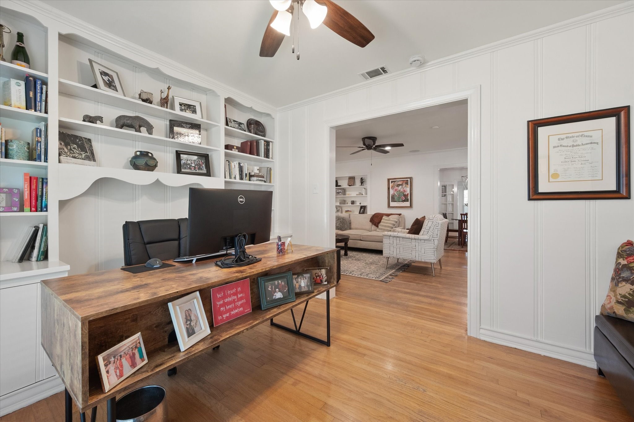 4313 Locke Avenue Fort Worth TX 76107
