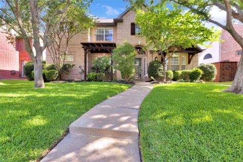 2511 Sir Tristram Lane Lewisville TX 75056