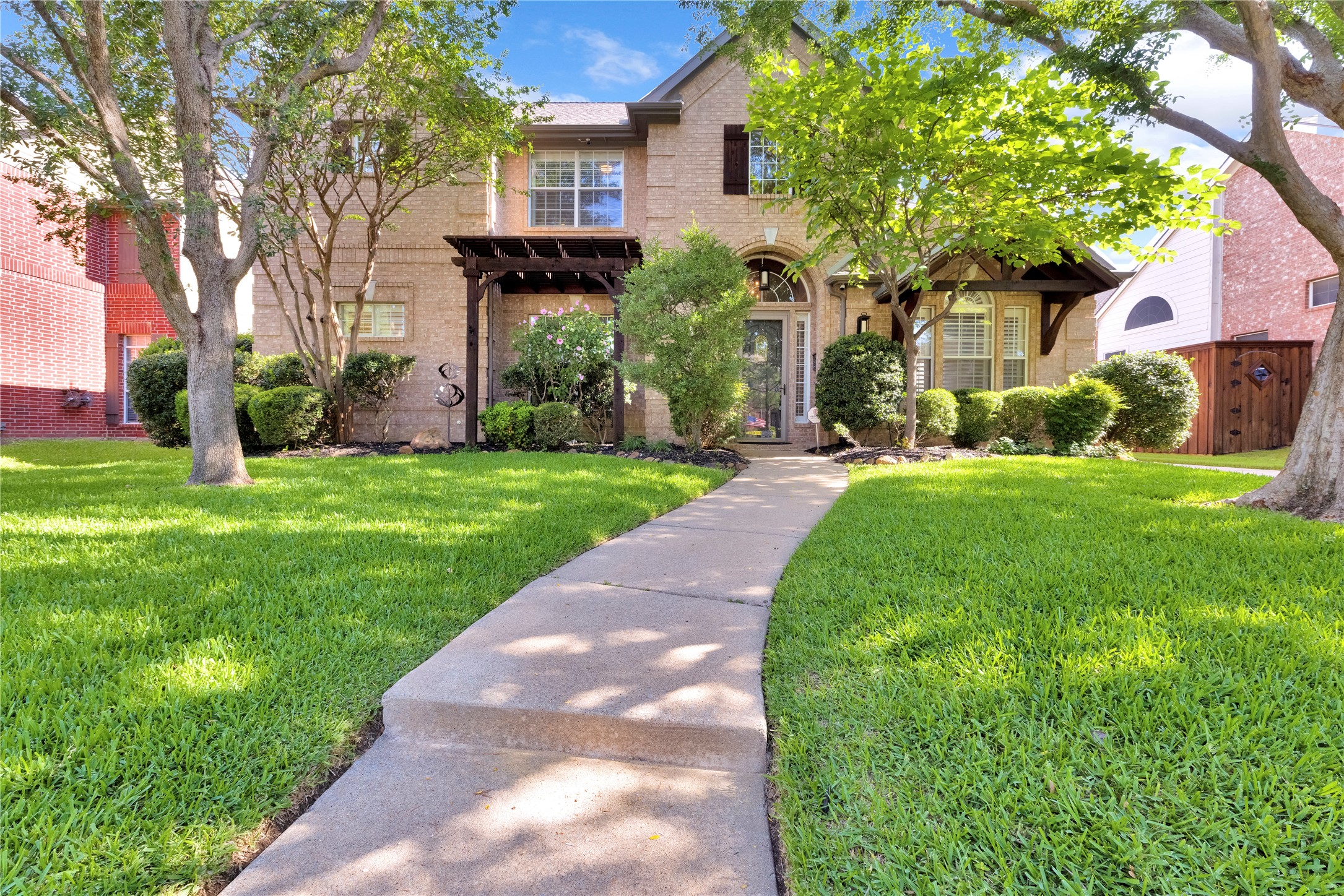2511 Sir Tristram Lane Lewisville TX 75056