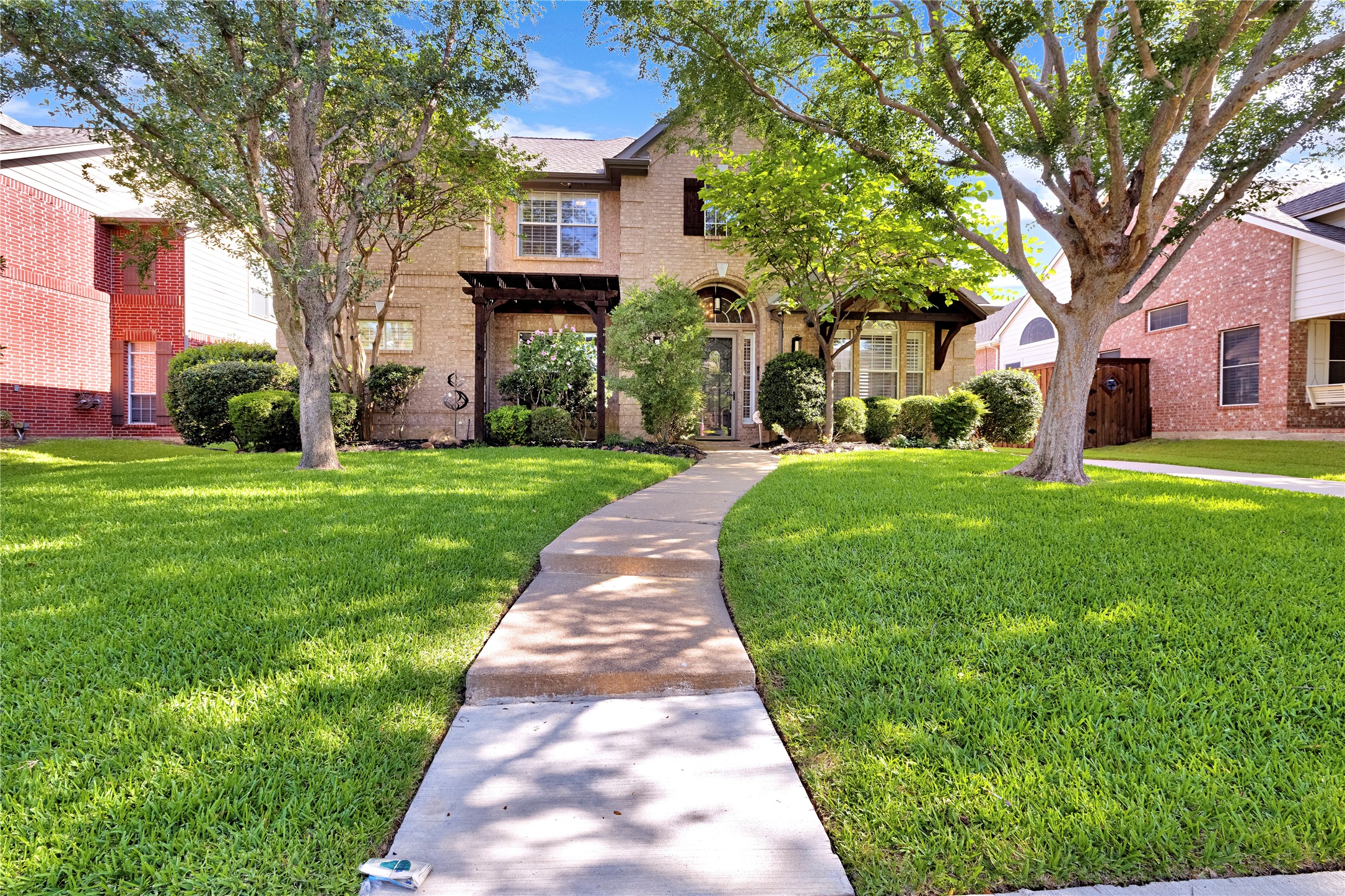 2511 Sir Tristram Lane Lewisville TX 75056