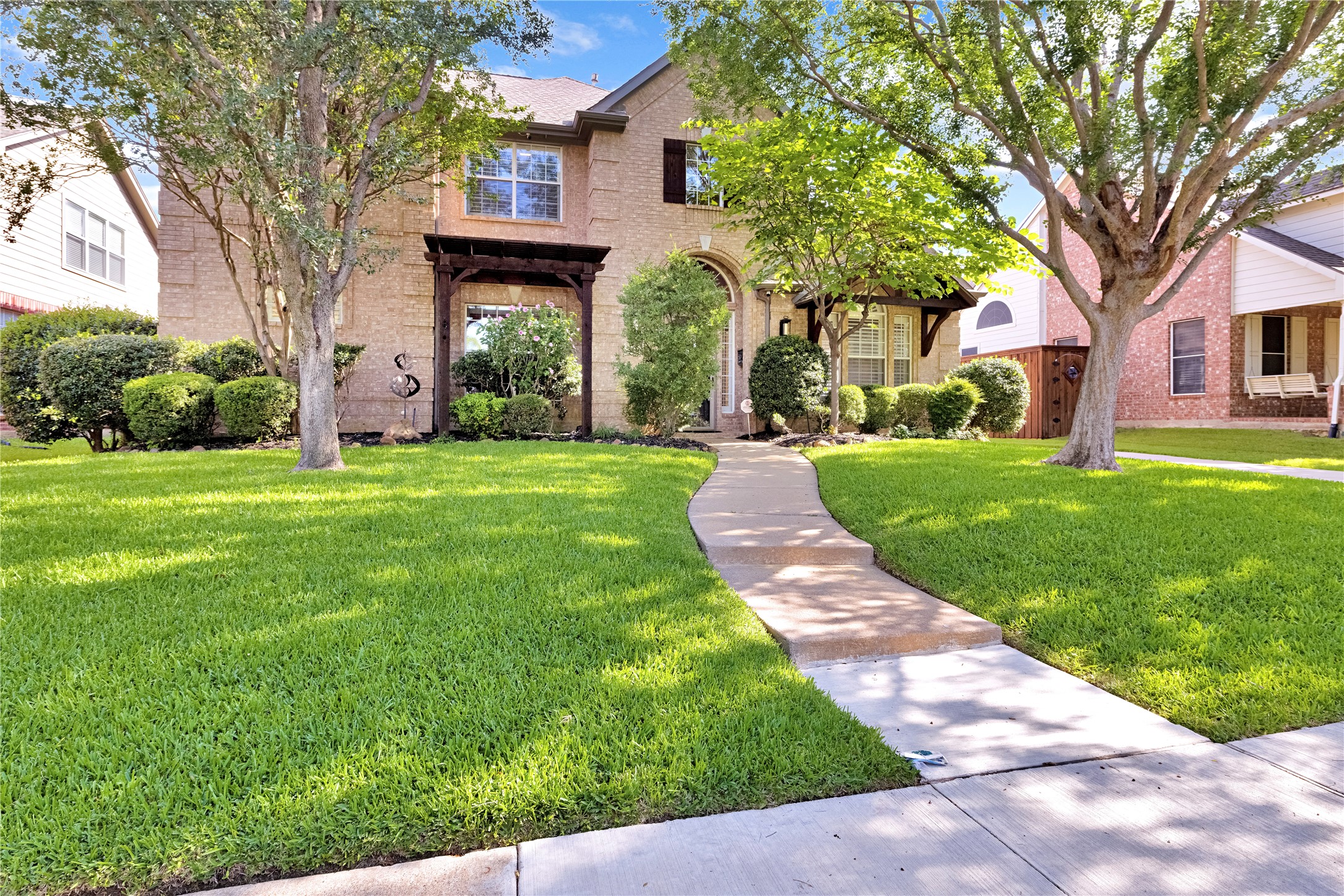 2511 Sir Tristram Lane Lewisville TX 75056