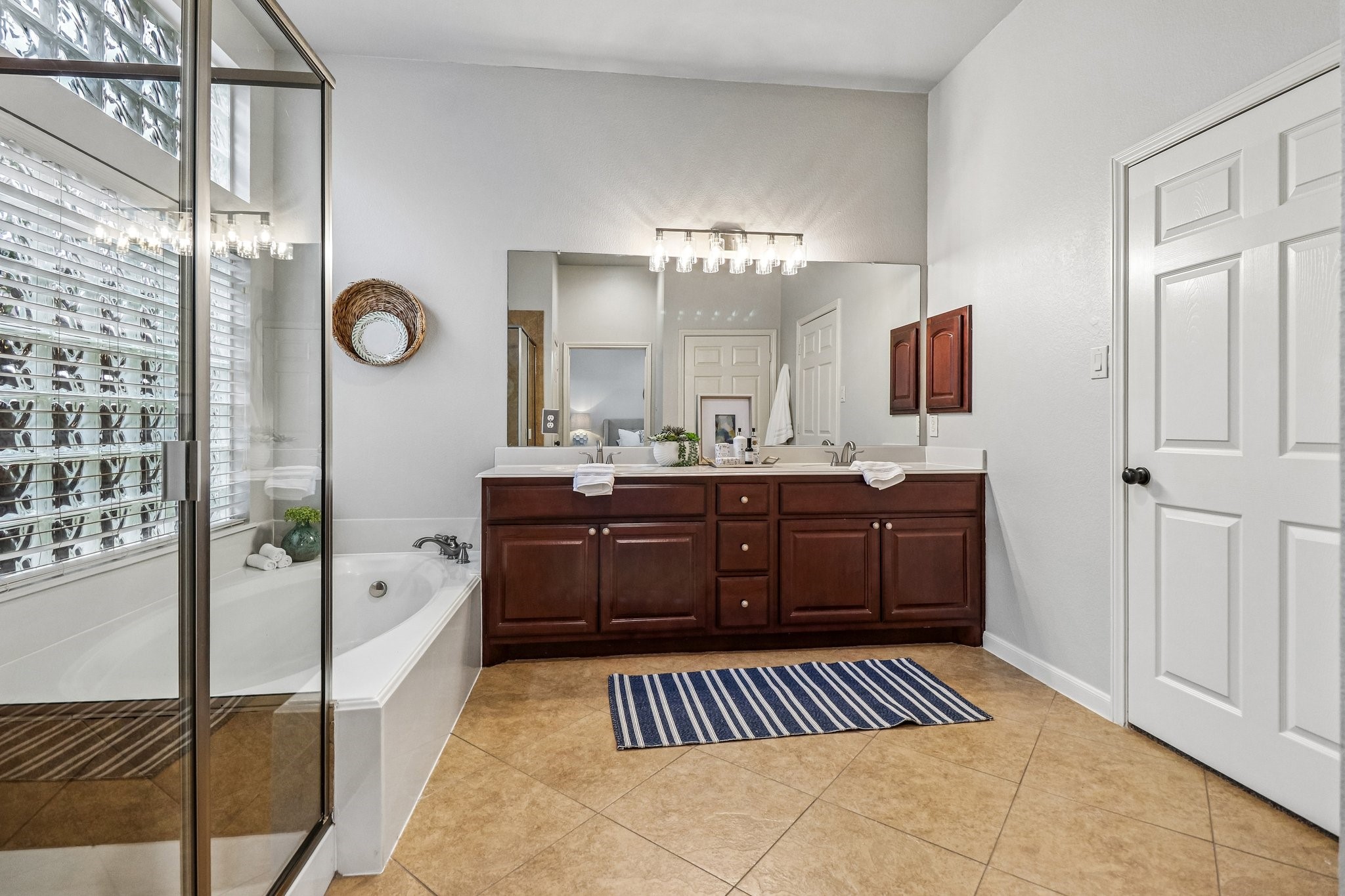 8417 Freedom Way North Richland Hills TX 76182