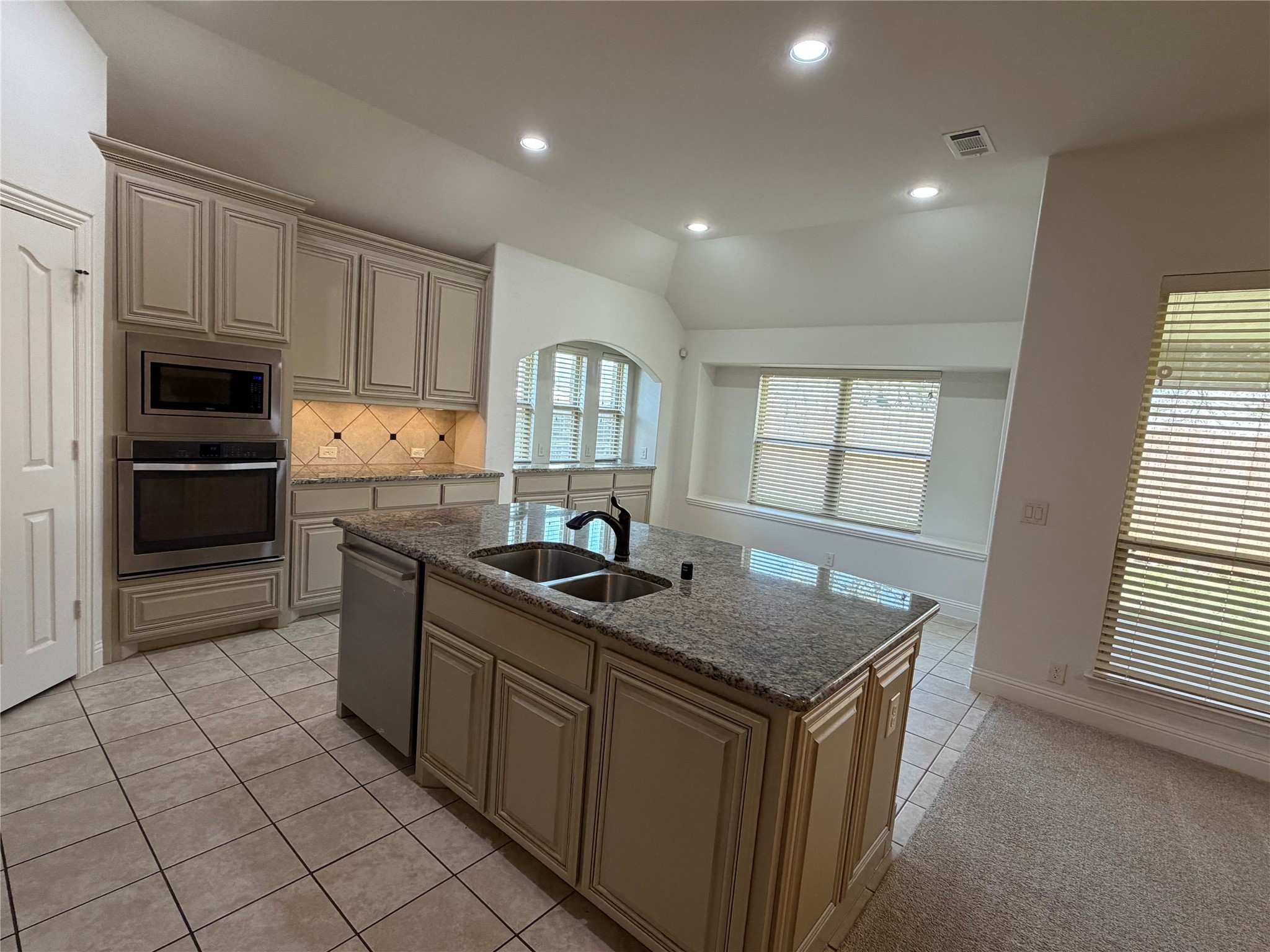 513 Harvest Trail Midlothian TX 76065