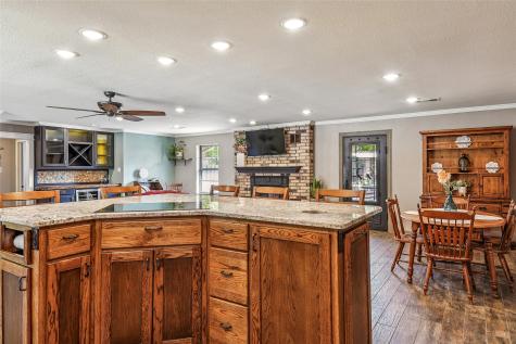 908 N Maple Street Muenster TX 76252