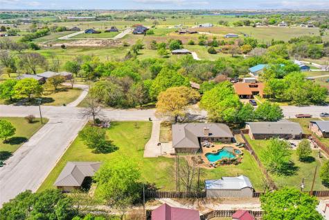 908 N Maple Street Muenster TX 76252