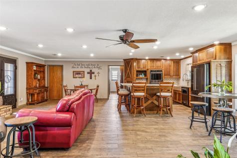 908 N Maple Street Muenster TX 76252