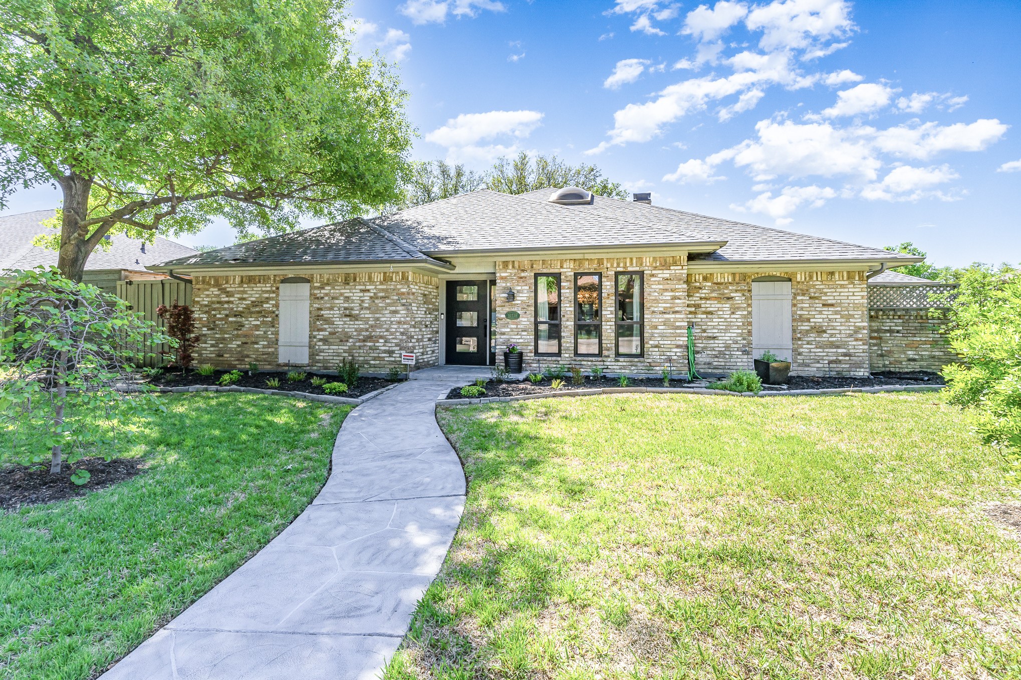 10238 Chimney Hill Lane Dallas TX 75243