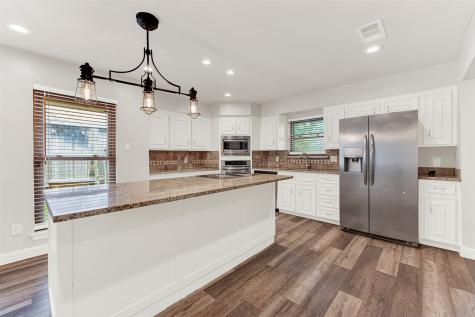 16801 Thomas Chapel Drive Dallas TX 75248