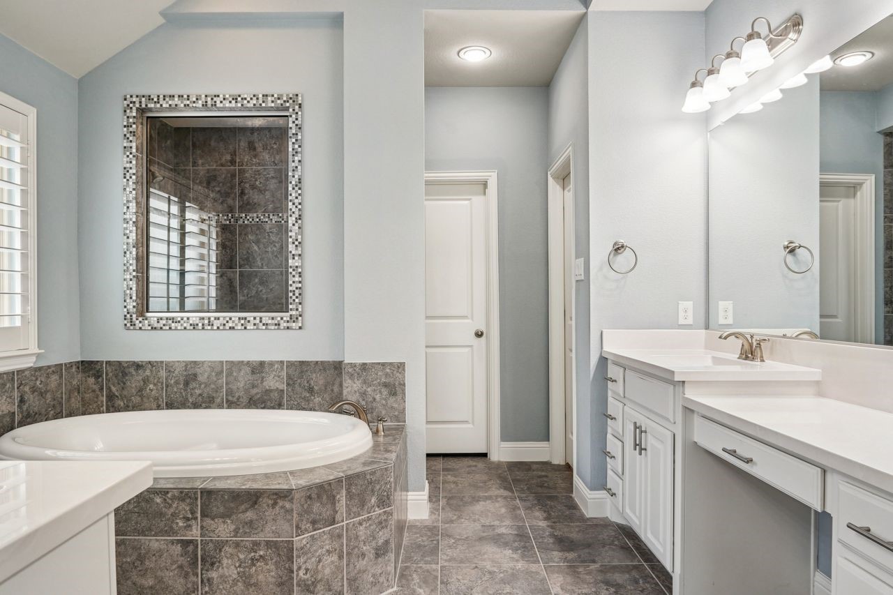 9632 Pickwick Trail Fort Worth TX 76131