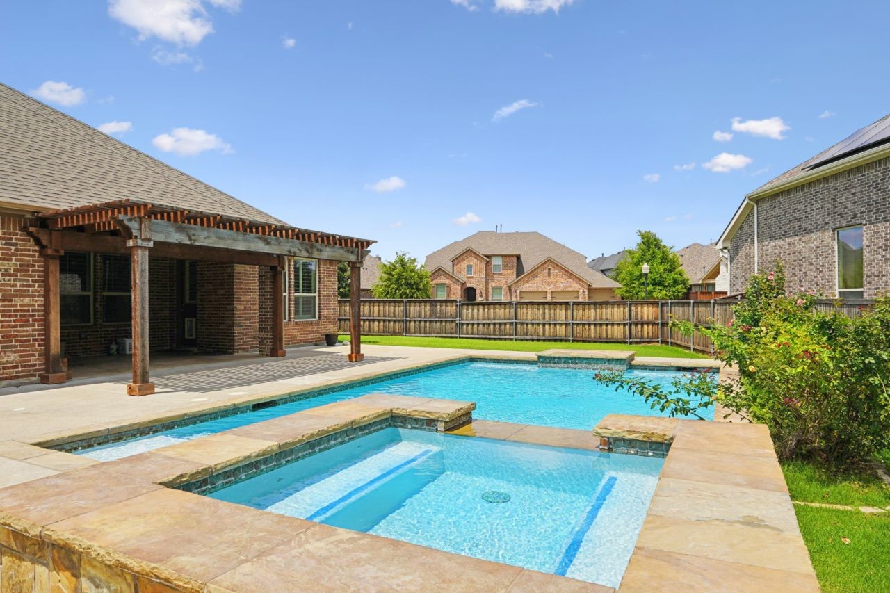9632 Pickwick Trail Fort Worth TX 76131