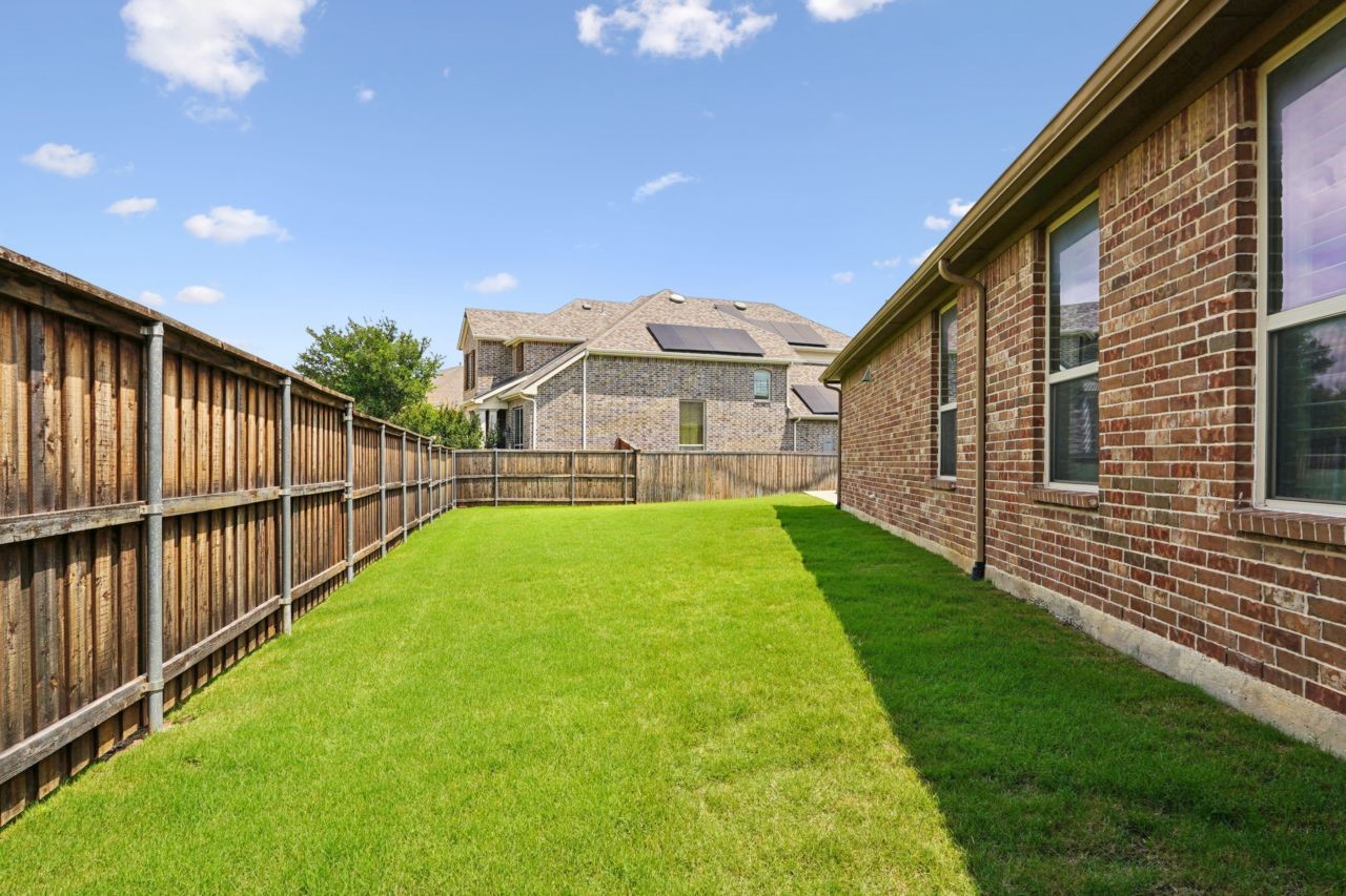 9632 Pickwick Trail Fort Worth TX 76131